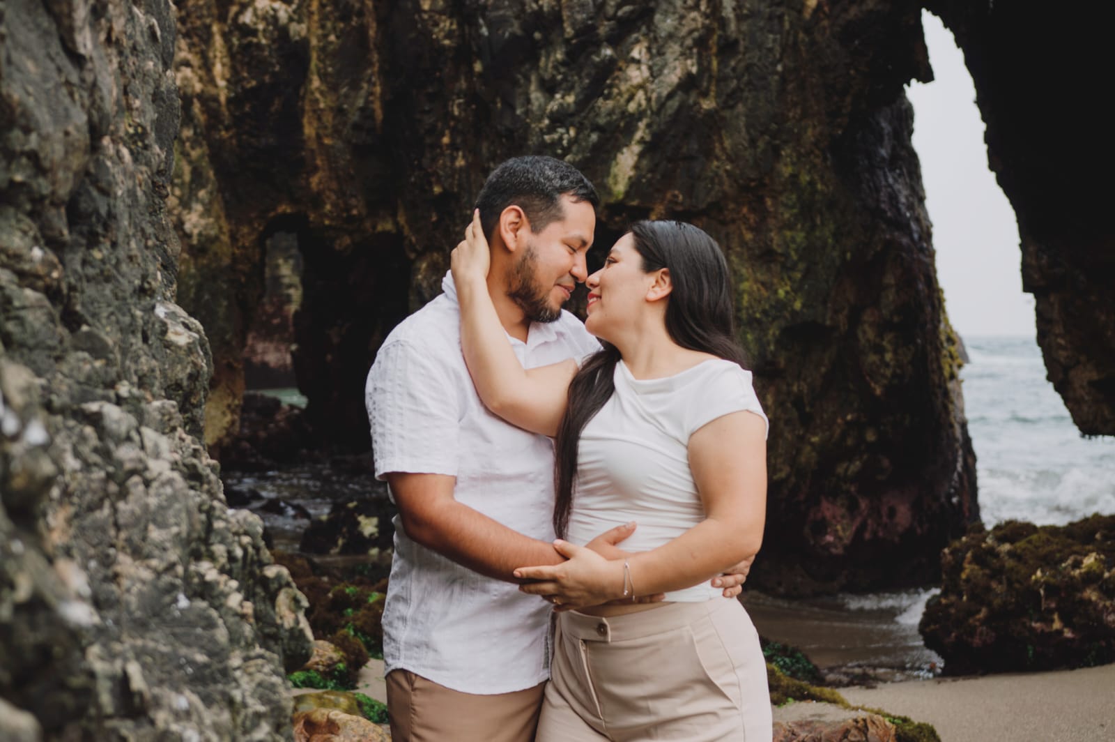 Robinson & Noemi Hero Image